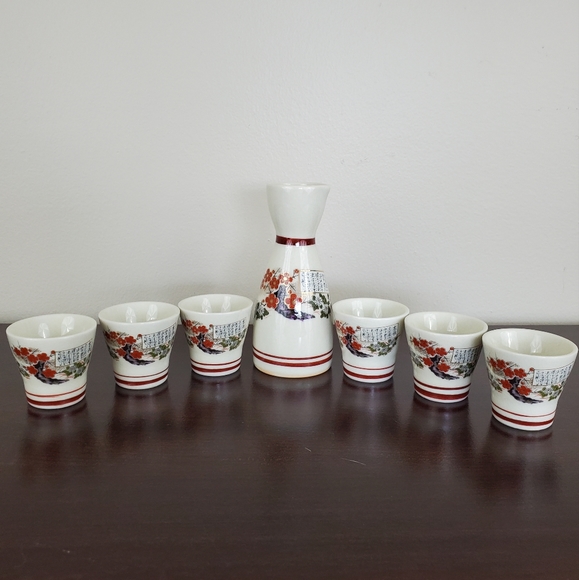 Otagiri Other - Vintage Otagiri Floral 7-Pc. Saki Set